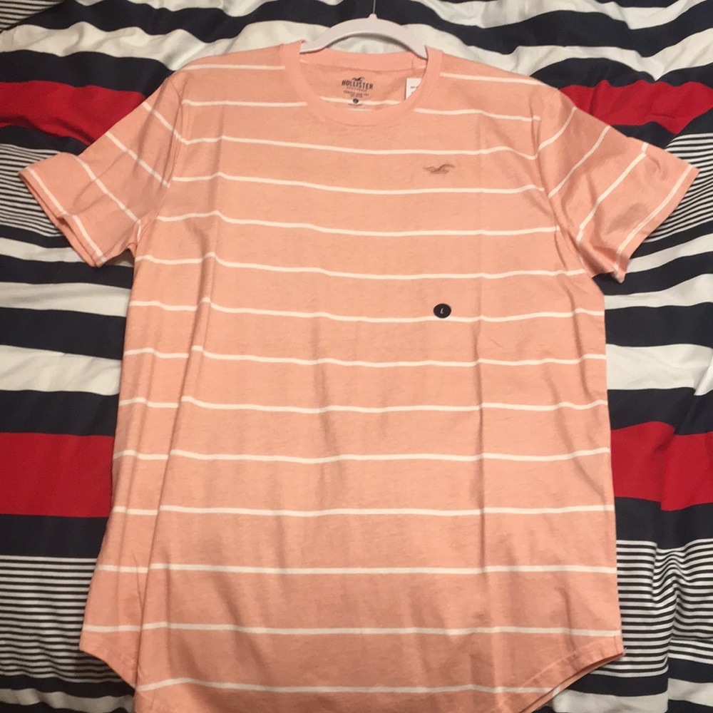 Hollister curved hem tee